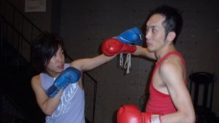 โชคชะตาภายใต้หน้ากาก: เทวทูตเปลือย