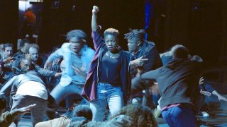 跳舞吧！恋人们