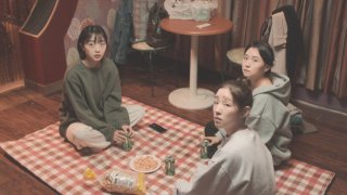 【12/18上架】當她們睡著時