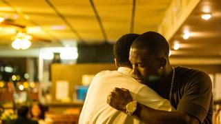 月光下的藍色男孩