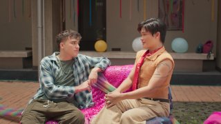 หนุ่มน้อยน่ารัก