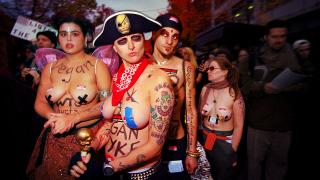 Queercore: How To Punk A Revolution